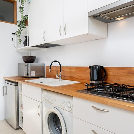 Chopin Apartment Lazienki Park وارسو المظهر الخارجي الصورة