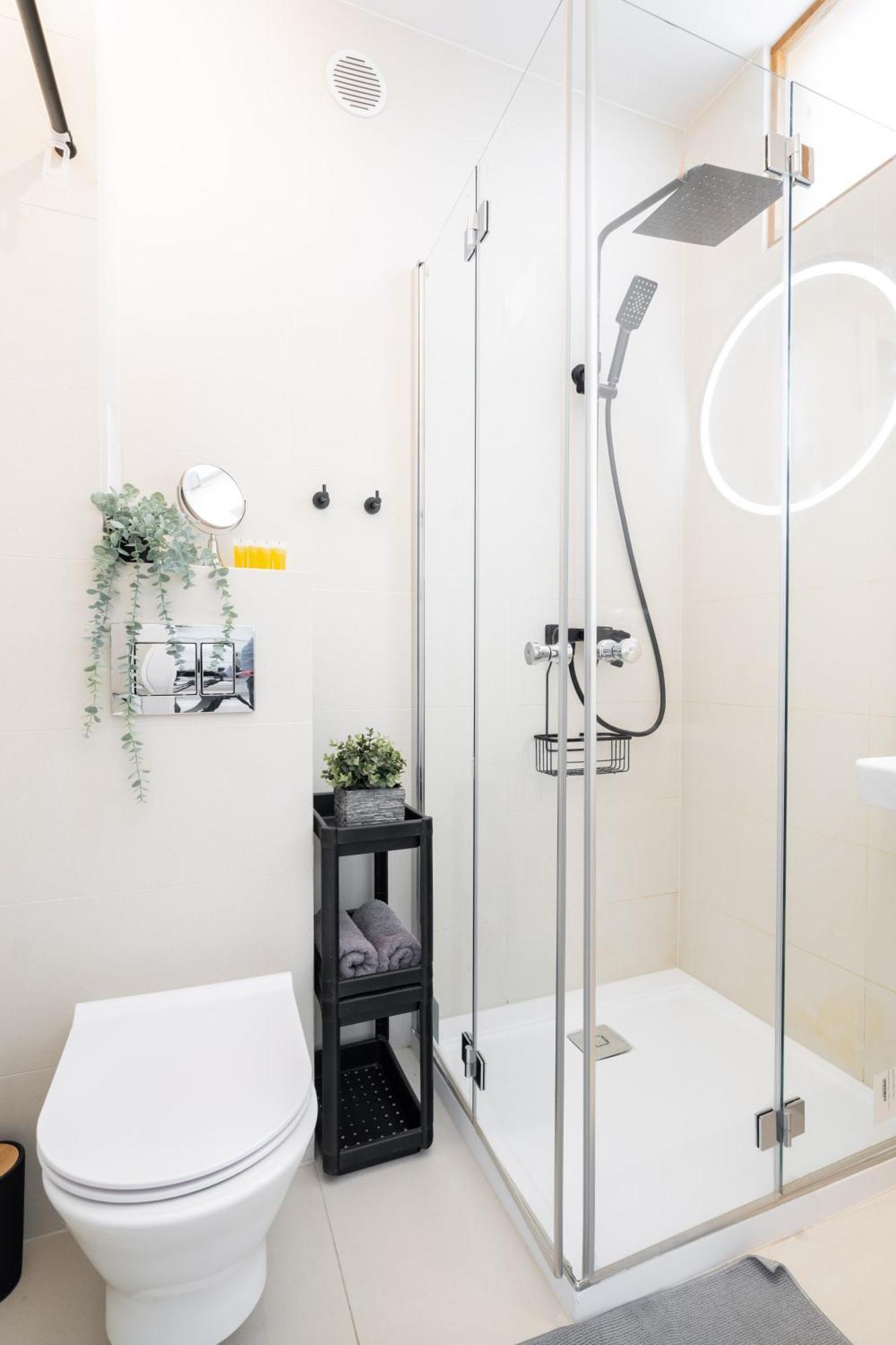 Chopin Apartment Lazienki Park وارسو المظهر الخارجي الصورة