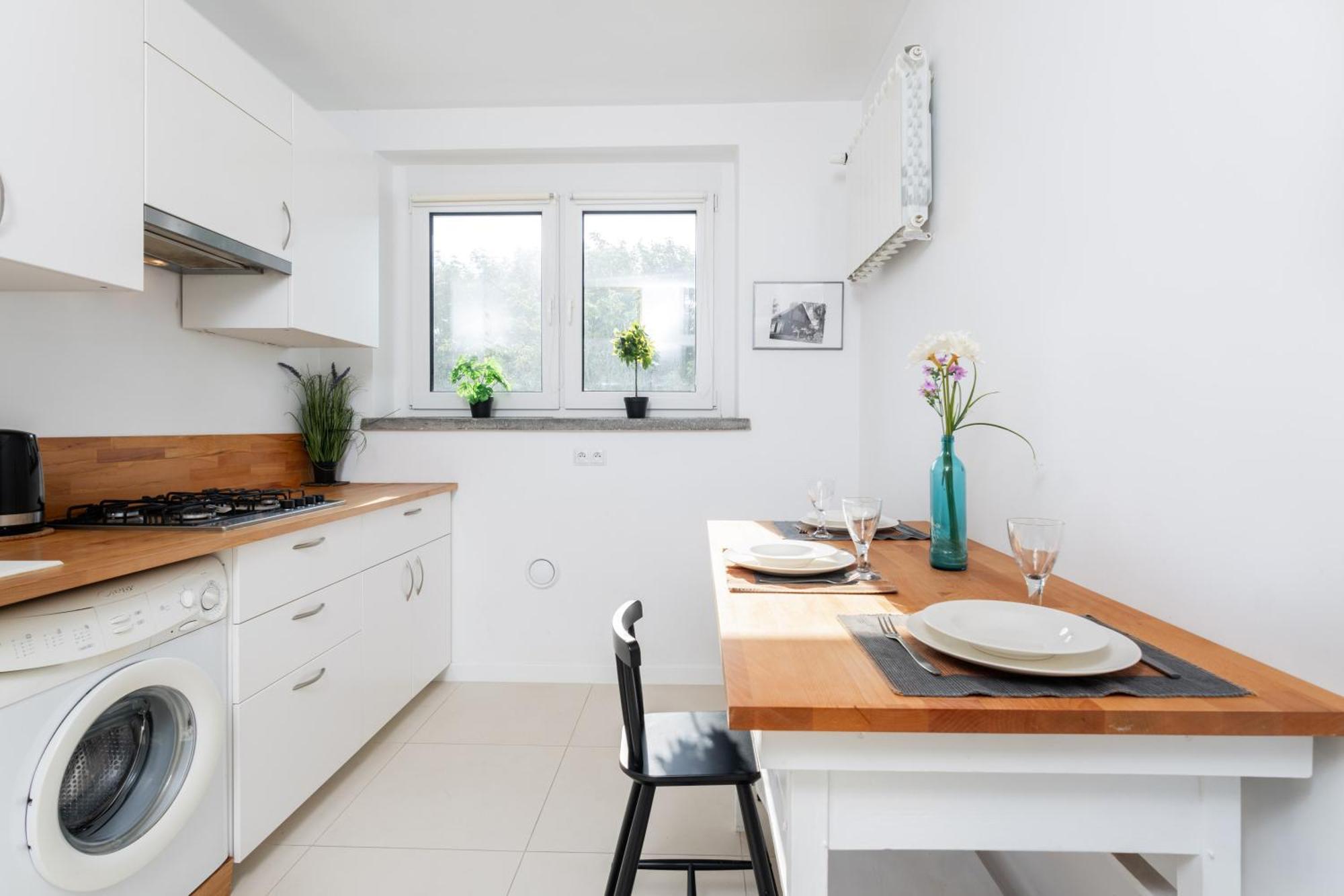 Chopin Apartment Lazienki Park وارسو المظهر الخارجي الصورة